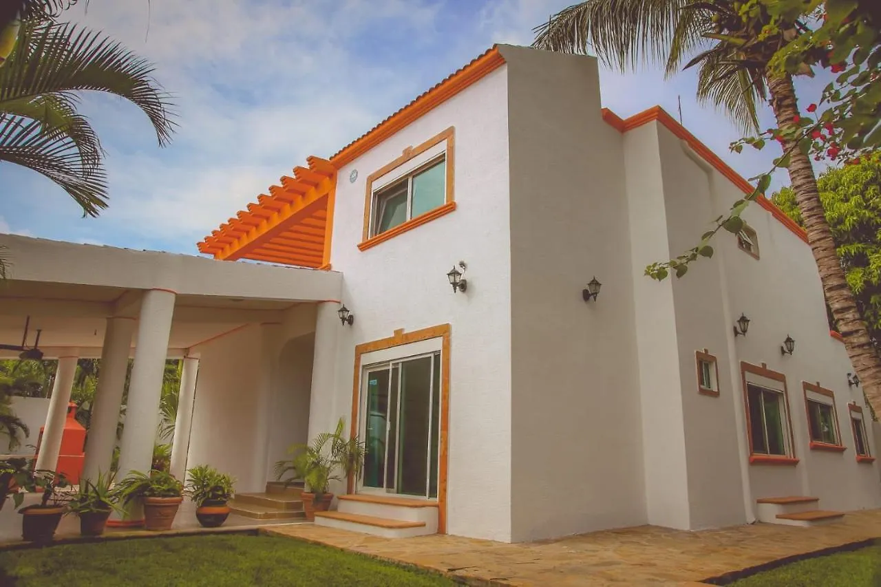 Casa Vacacional Los Naranjos Villa Cancun
