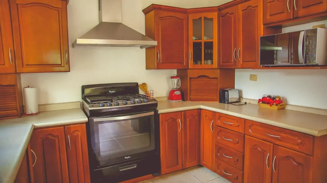 Casa Vacacional Los Naranjos Villa Cancun Holiday home